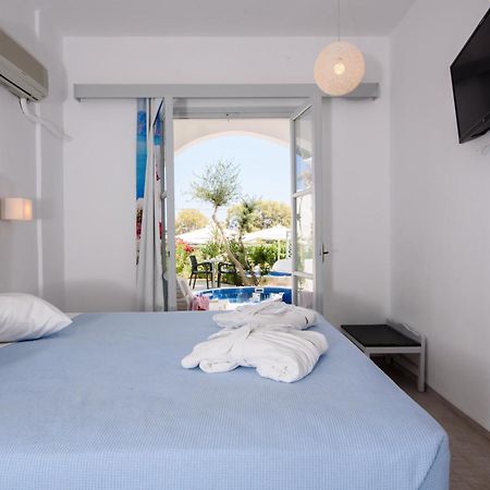 Rk Beach Hotel Kamari  Room photo