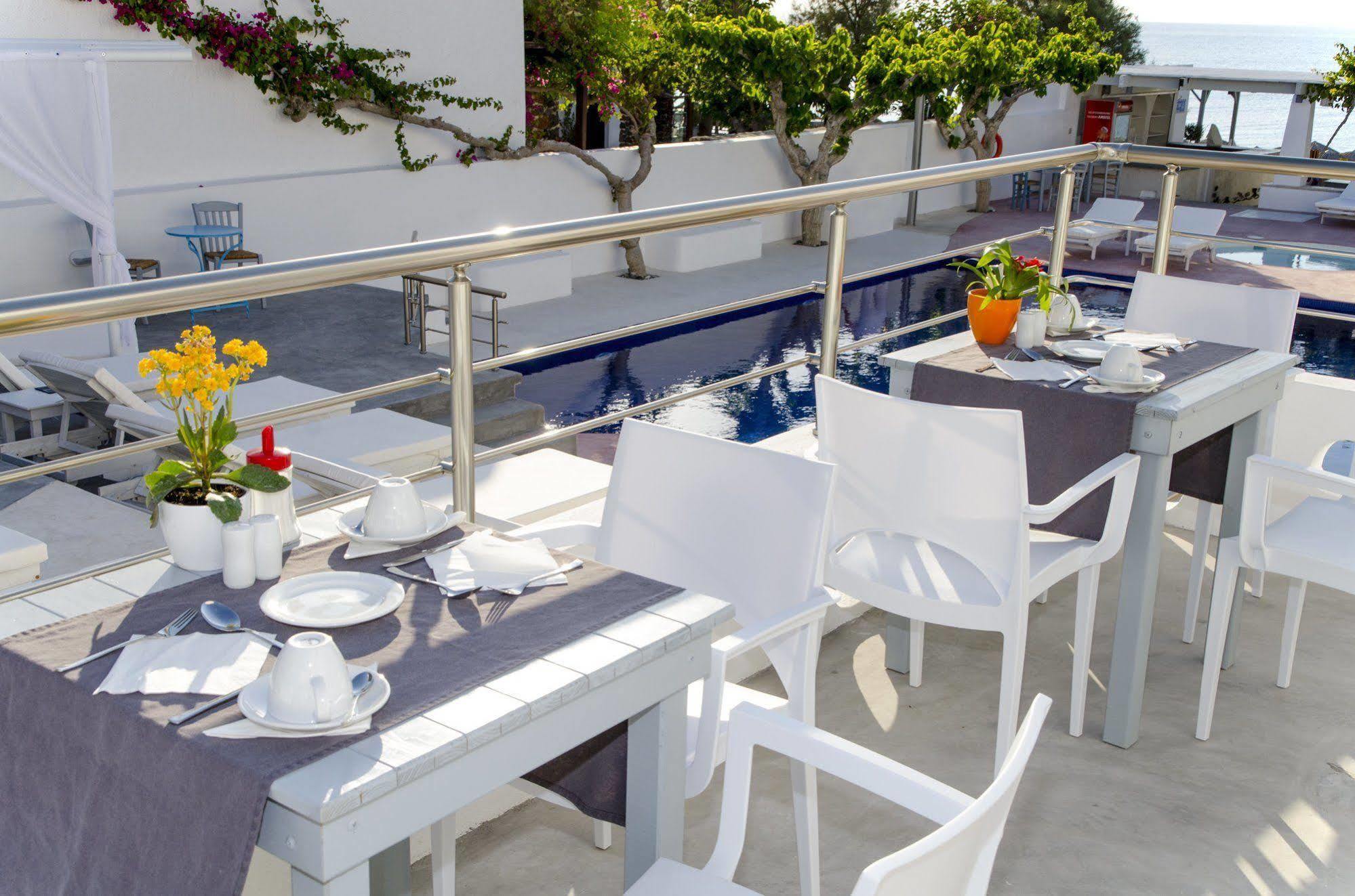 Rk Beach Hotel Kamari  Restaurant photo
