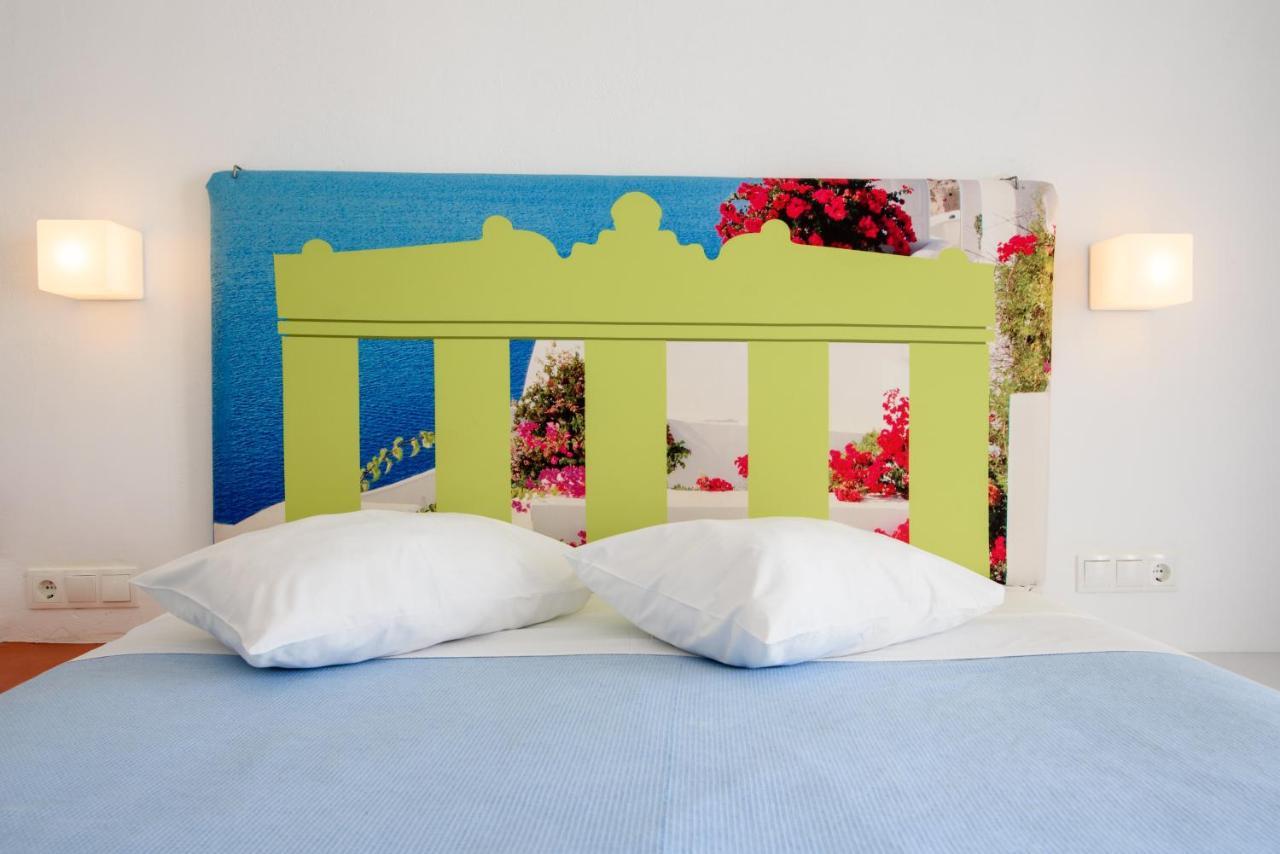 Rk Beach Hotel Kamari  Room photo